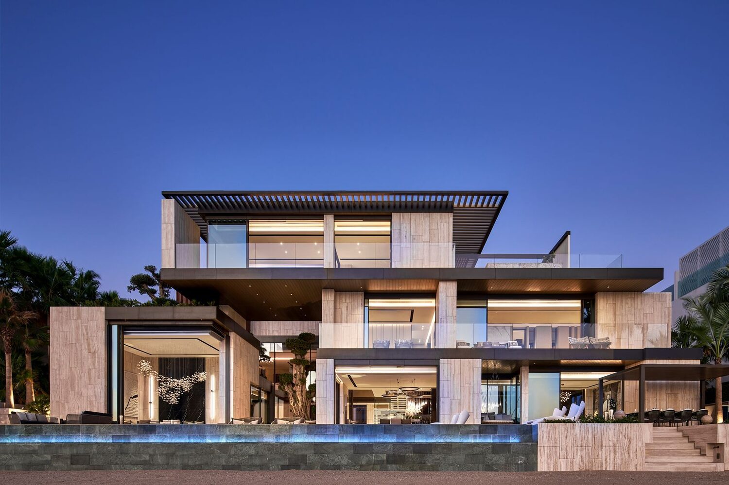 Palm Jumeirah signature villa · ultra-prime Dubai